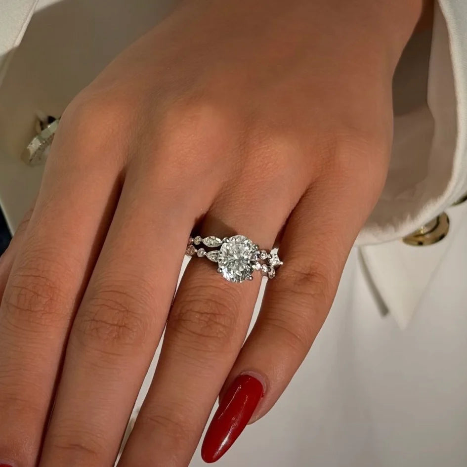 Louvro Twins Ring™
